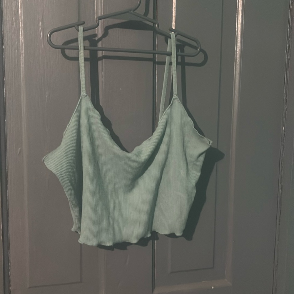 Cropped tank top